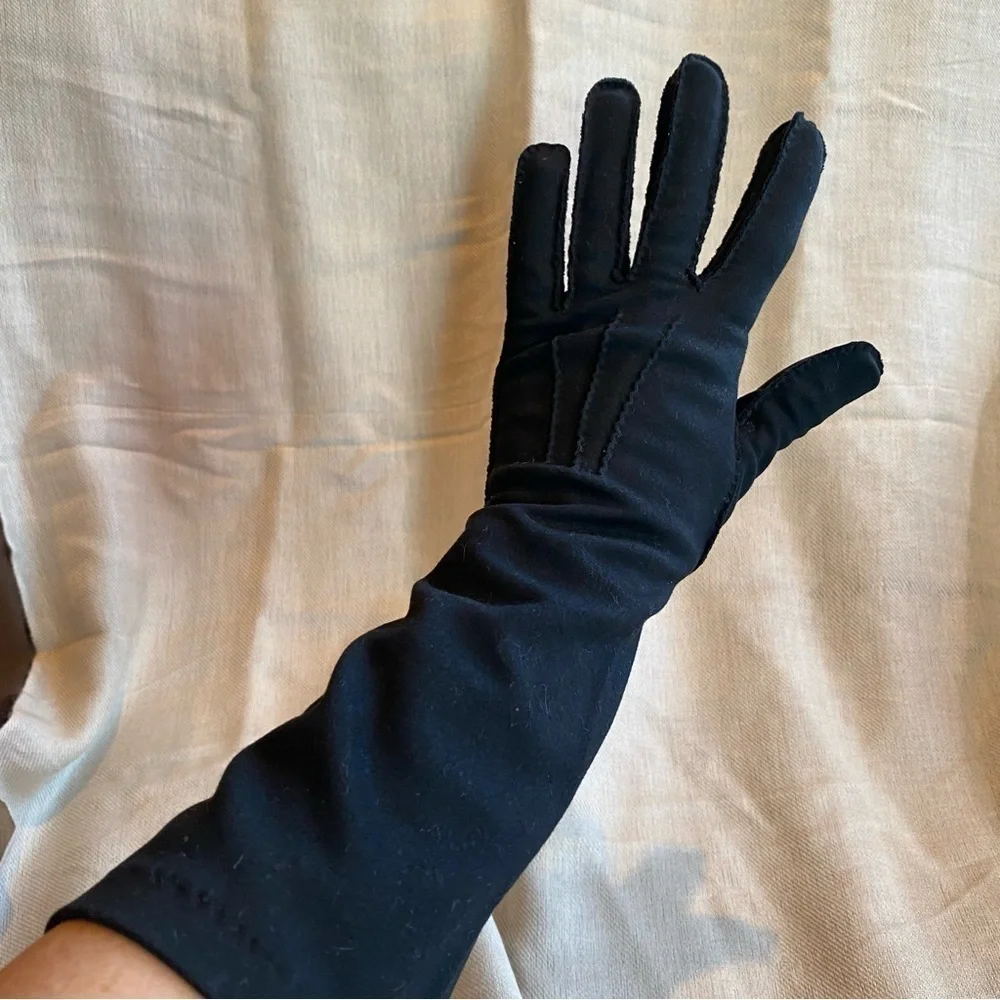 Vintage black Mid Length Gloves sz 6-1/2 from 50s-60s Jackie O vibe prom